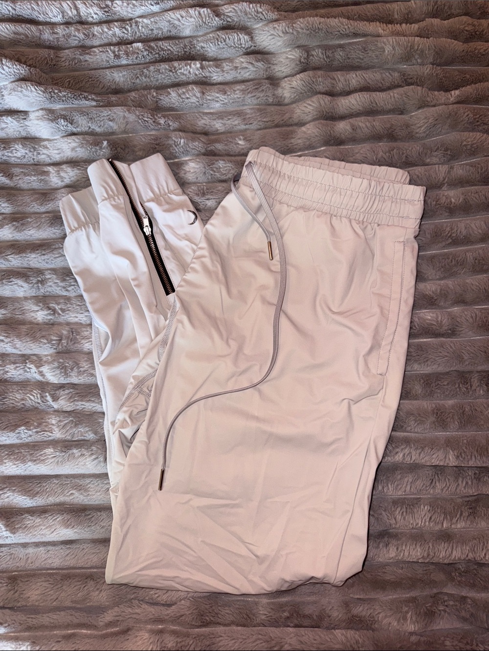 Zyia Light-Weight Joggers